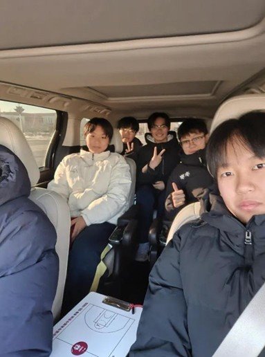 参加比赛舍不得买动车票，懂车帝二手车助力困境女篮姑娘逐梦