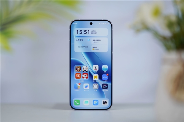 7600mAh超薄大电池！iQOO Z11 Turbo图赏