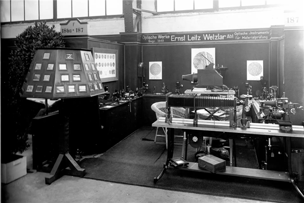 刚过完一百周年的徕卡 转头就要被资本卖了?