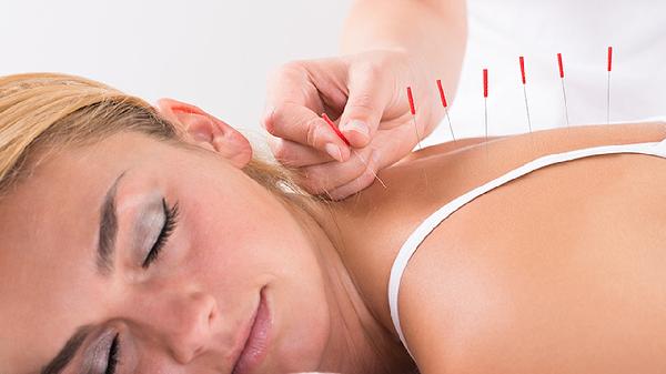 用护理液好还是不用好