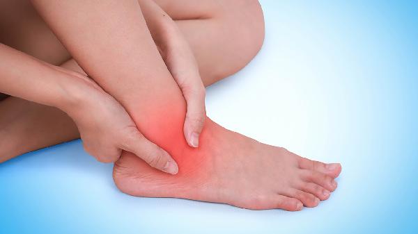 先天性足畸形能治疗吗