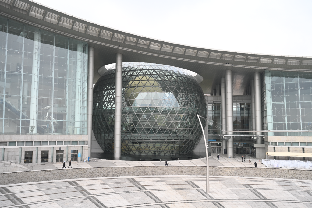 今日开启首场压力测试，焕新归来的上海科技馆有哪些新看点？