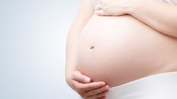 孕妇发烧37.7对胎儿有影响吗